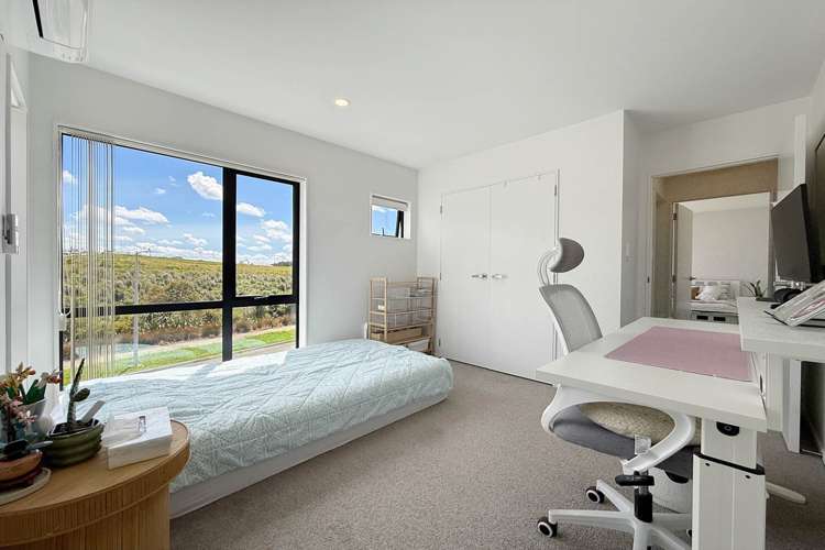 56 Picturesque Drive Flat Bush_18