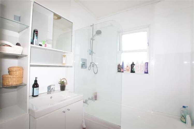 21 Essex Street Te Atatu South_6