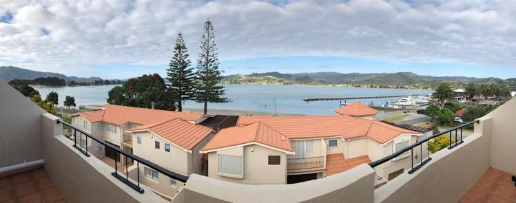 2c The Esplanade Tairua_24