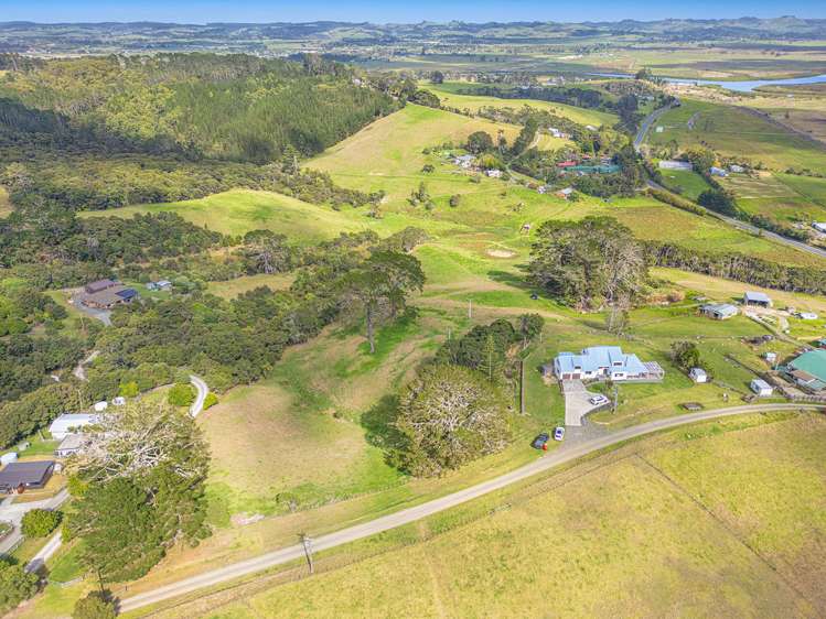 36 Abel Road Helensville_35