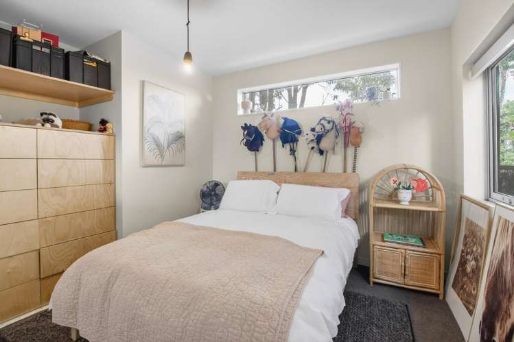 12 Ridge Road Oneroa_11