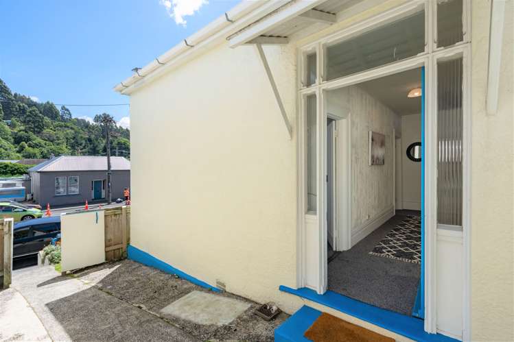 176 North Road North East Valley_12