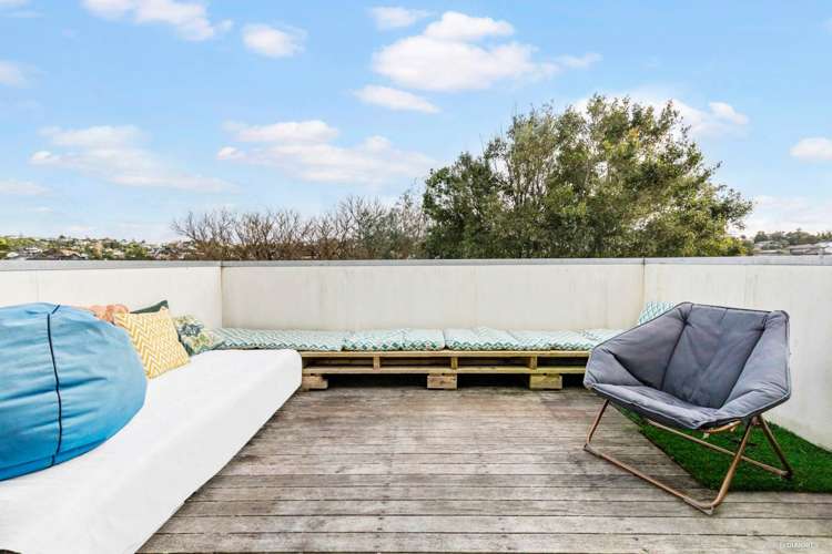 652 Beach Road Browns Bay_25