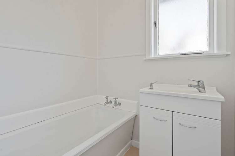 14 Tirimoana Road Te Atatu South_13