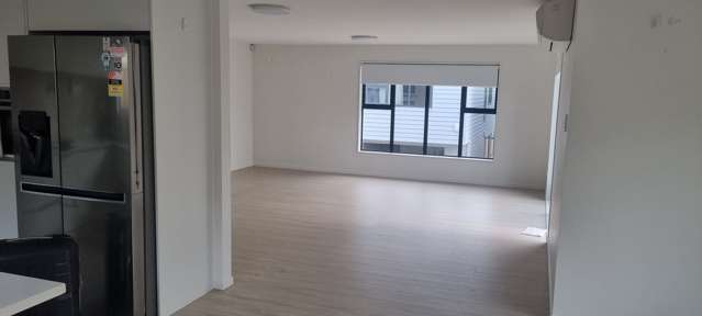 65 Terry Street Blockhouse Bay_3