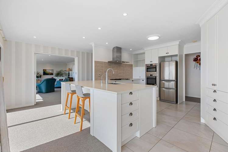 8 Aylesbury Terrace Otumoetai_12