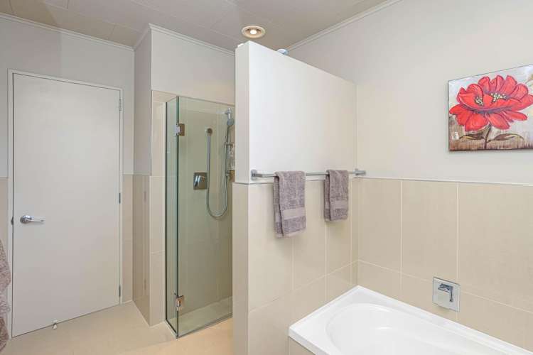 157 Middle Road Allenton_25