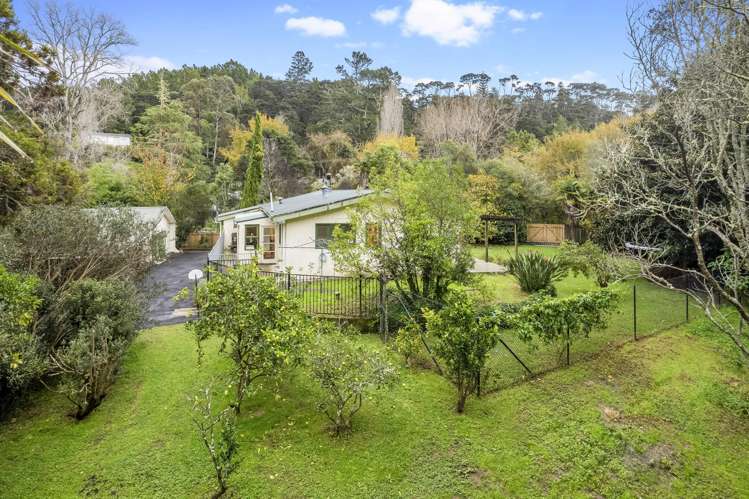 646 West Coast Road Oratia_21