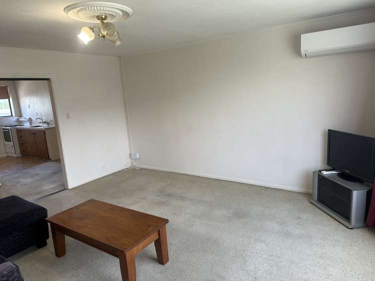 2/267 Moore Street_5