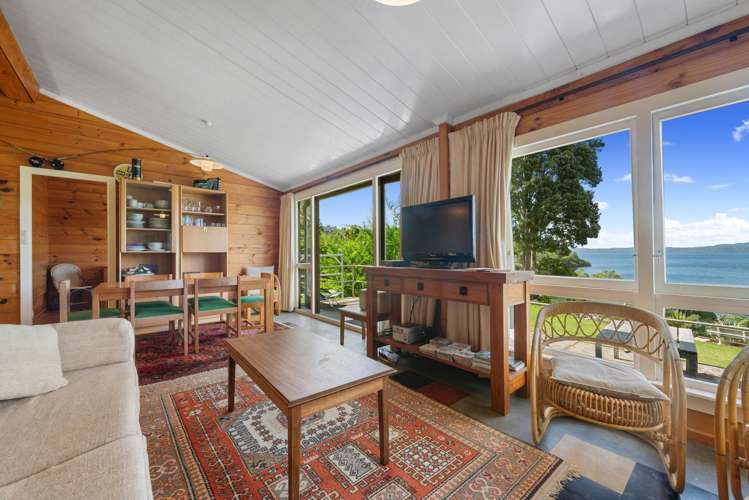565 - 567 Spencer Road Lake Tarawera_5