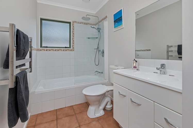 130 Bream Bay Drive Ruakaka_13