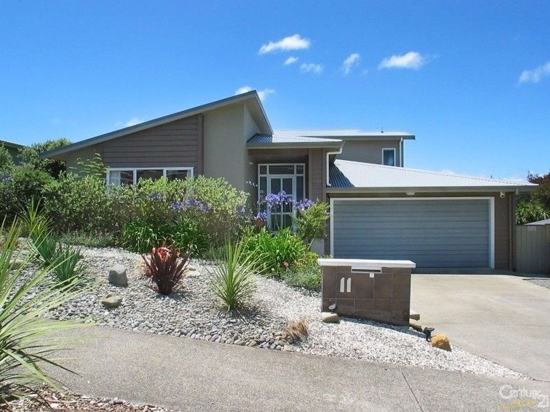 11 Te Puia Drive Aotea_0