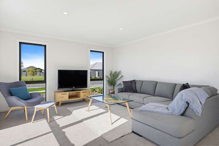 31 Whitehall Drive Springlands_11