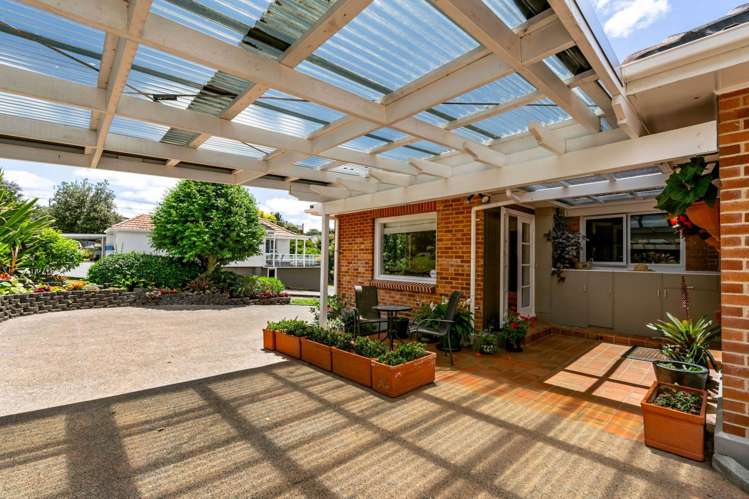 3 Grand View Road Kamo_13