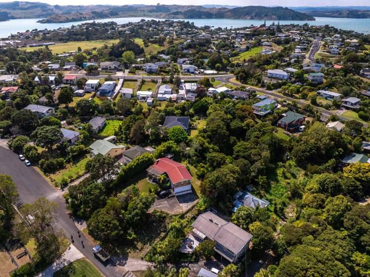 20 East Street Raglan_16