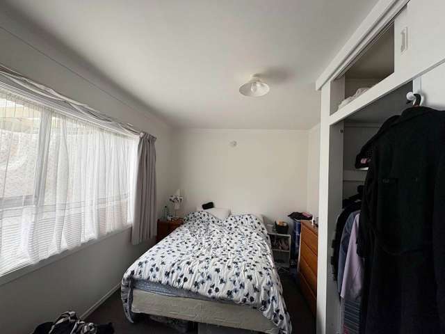 1/185 Chivalry Road Glenfield_4