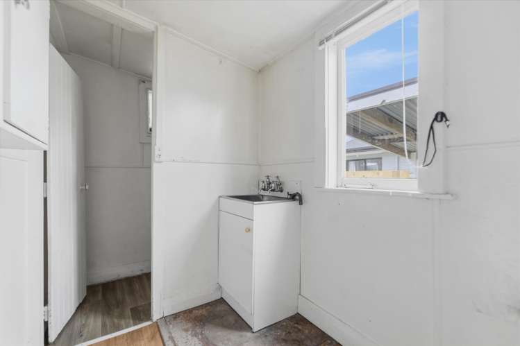 27 Wellington Street Hamilton East_11