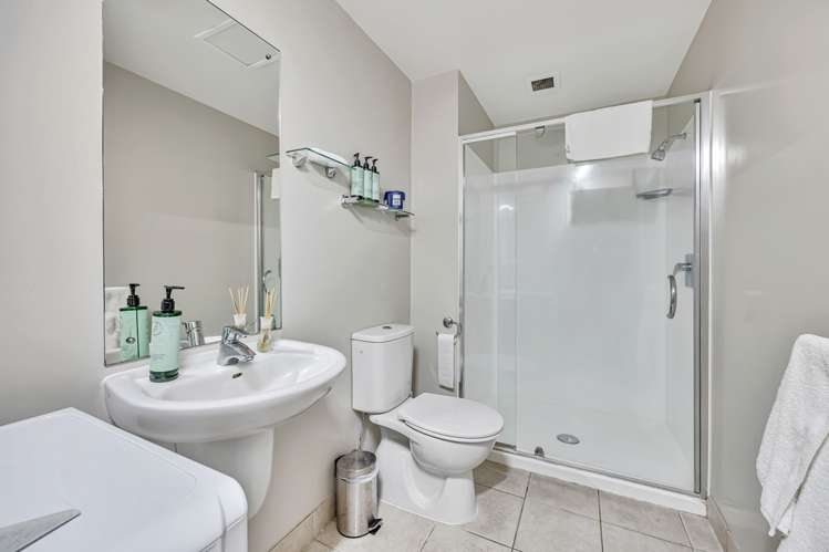 11/188g Hobson Street Auckland Central_8