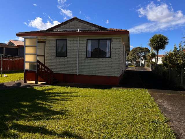 24 Norrie Smith Avenue Flat Bush_2