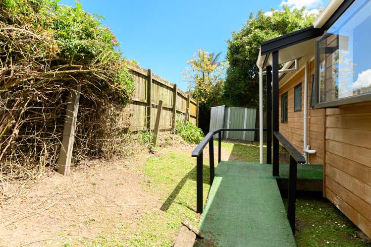 1/12 Netherlands Avenue Kelston_13