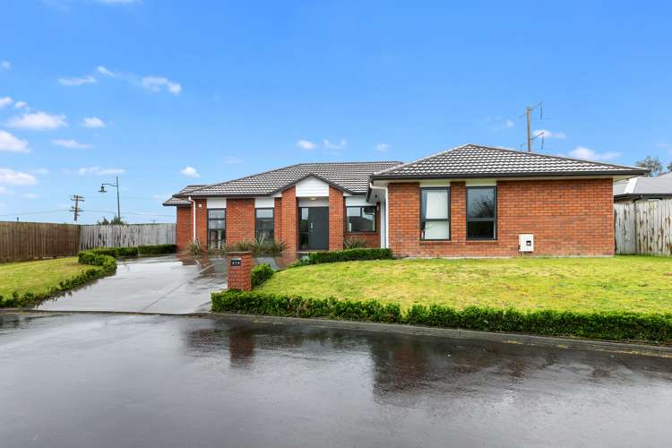 214 Saint James Drive Huntington_18