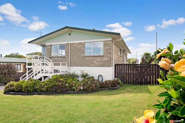 55 Sandspit Road Waiuku_1