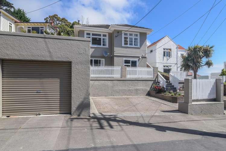 572 Broadway Strathmore Park_15