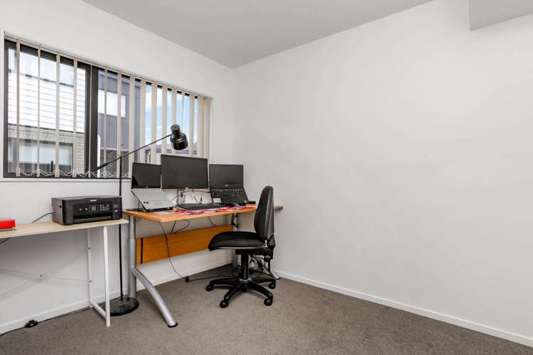 51 Black Beech Crescent Takanini_15