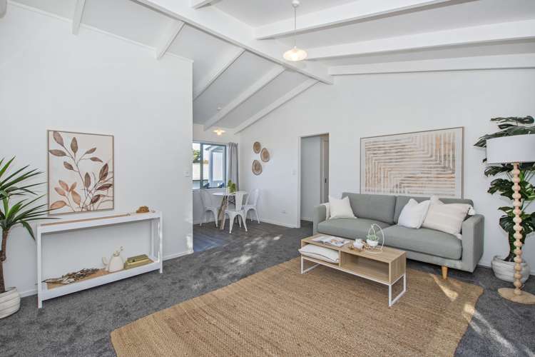 2/35 Station Road Kamo_3