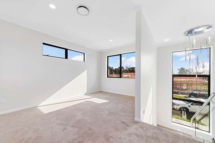 16 Tullymore Drive Flat Bush_14