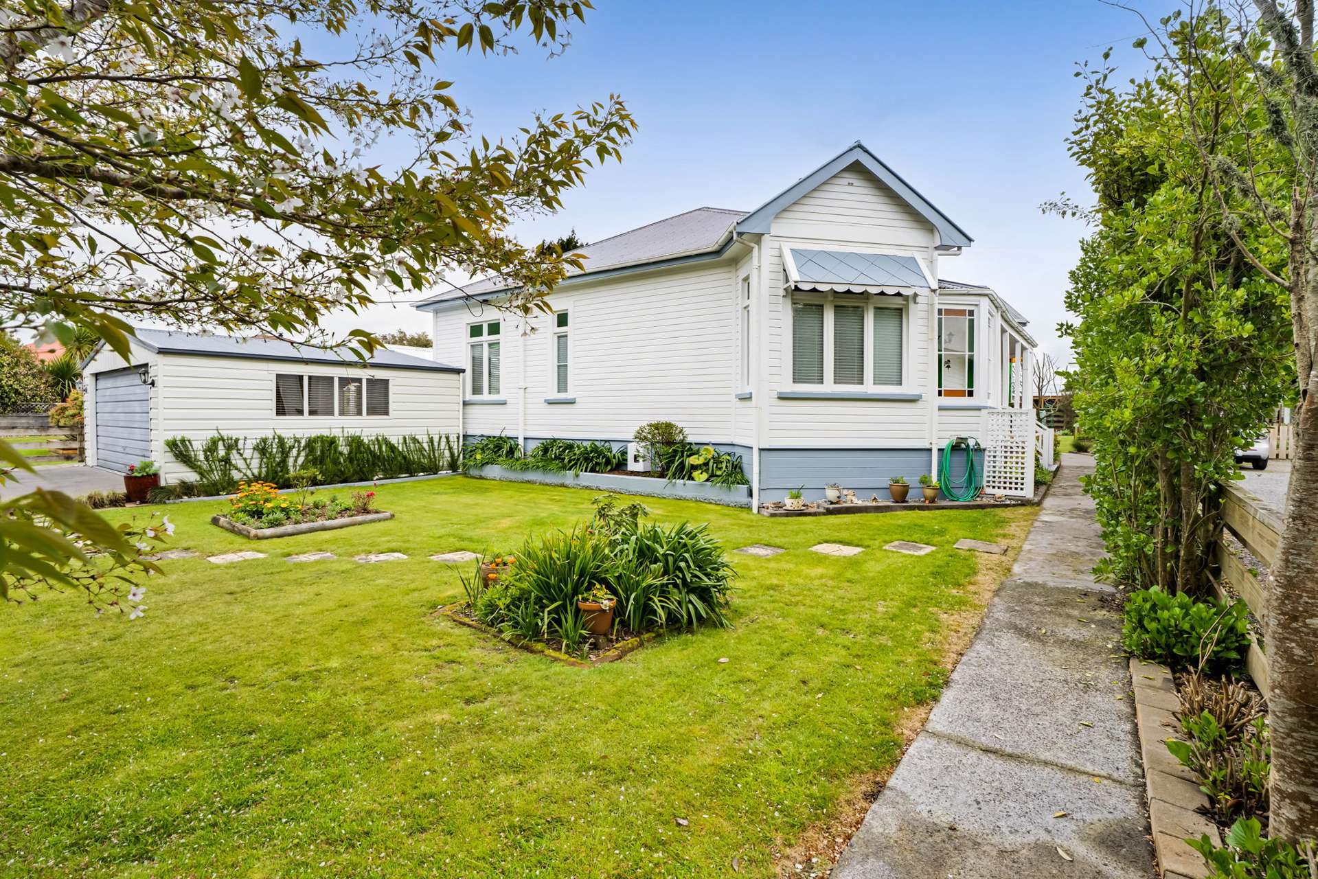 20 Pembroke Road West Stratford_0