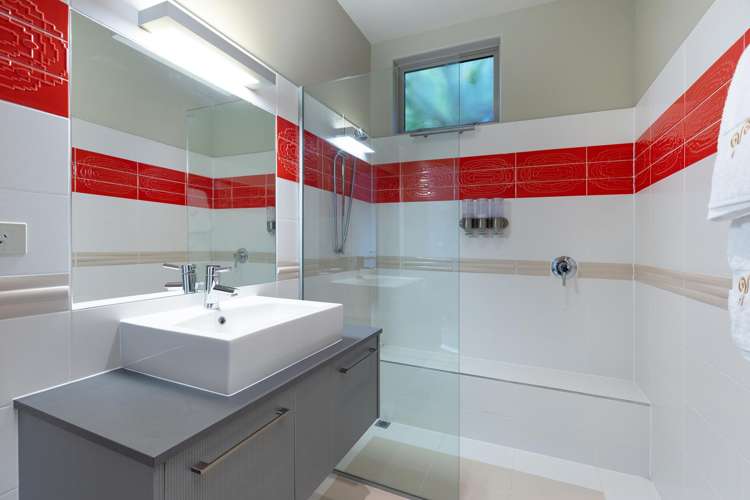 1 Cooks Ridge Waikawa Bay Picton_24