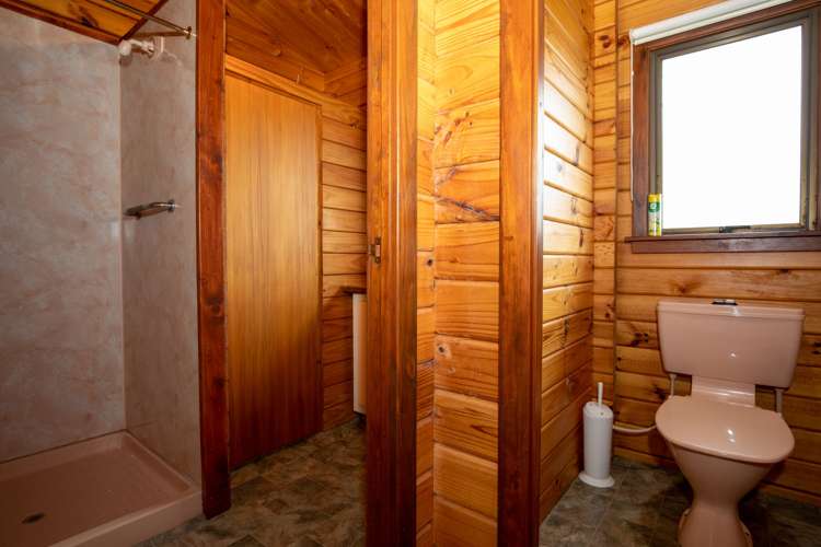 89 Pacific Drive Southbridge_8