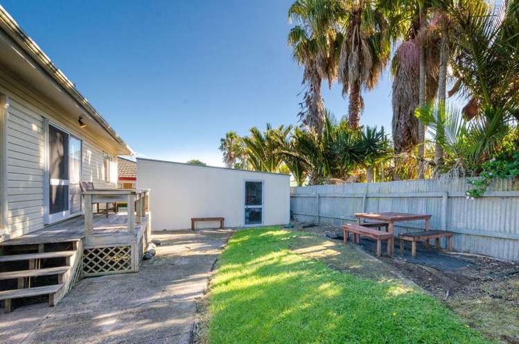 204b Edmonton Road Te Atatu South_11