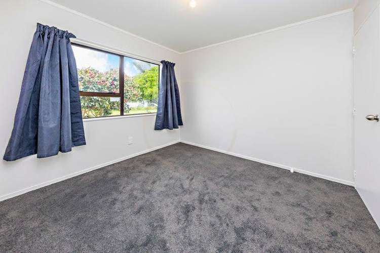 1/6 Hatherly Place Clendon Park_7