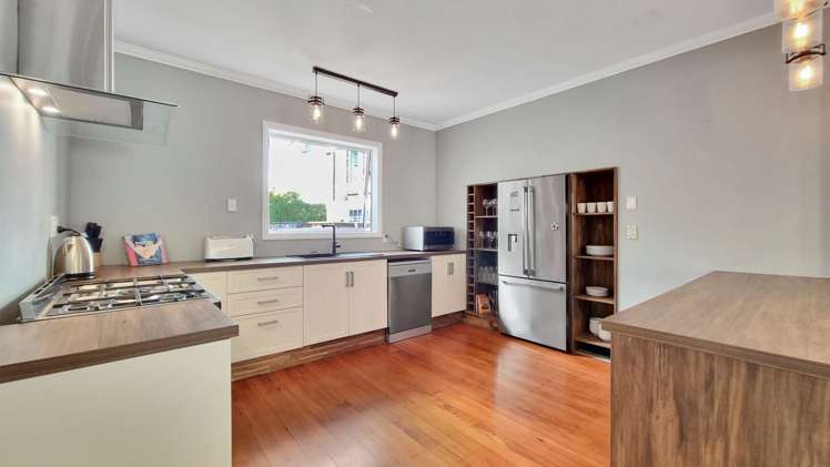 22a Lewis Road Lynmore_6