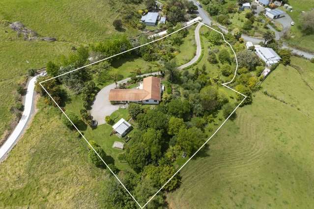 50 Gangway Road Totara North_1