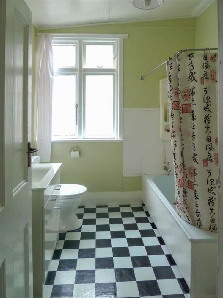 33 Crown Street North East Valley_9