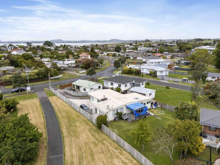 48 Gloria Avenue Te Atatu Peninsula_20