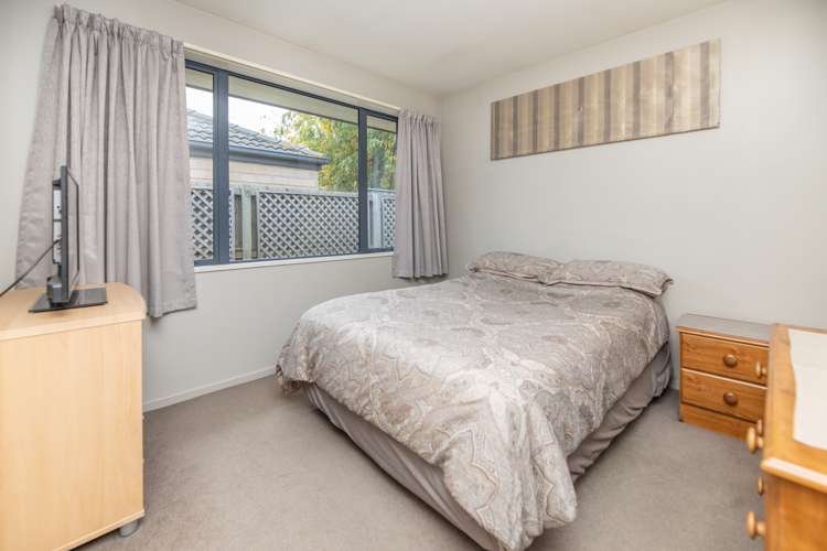 2/15 Johns Road Belfast_8