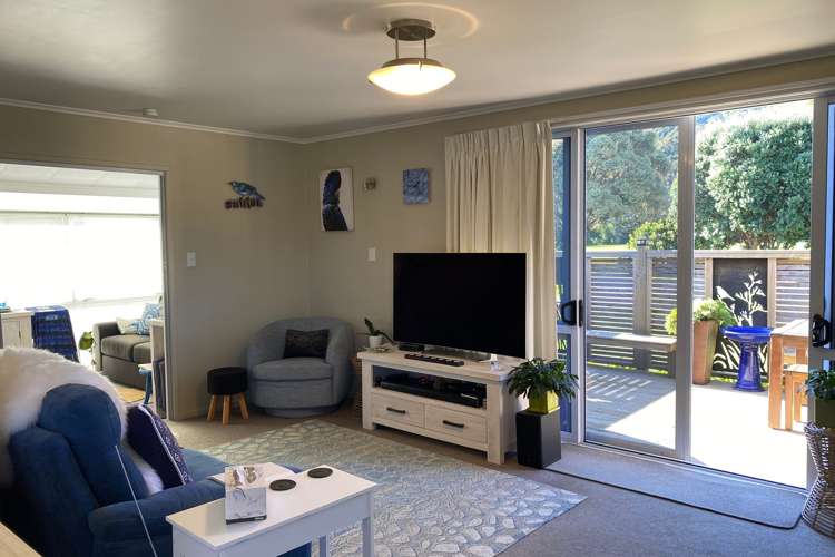 33 West Crescent Te Puru_5