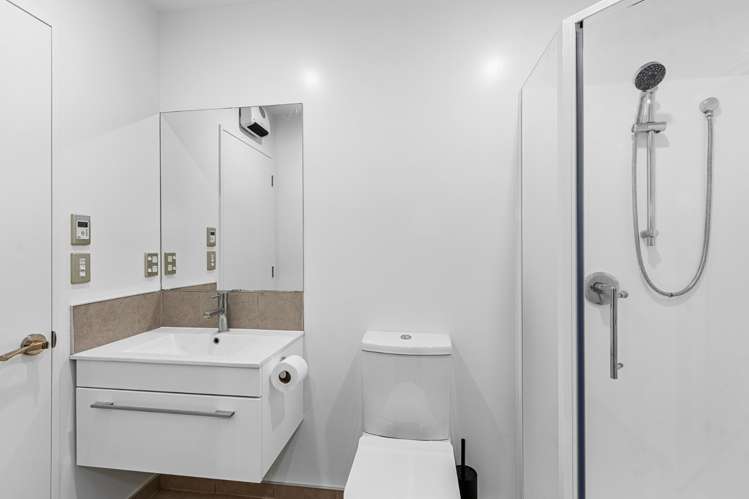 2/12 Heywood Terrace Richmond_7