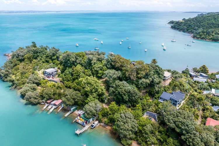 6 Pohutukawa Avenue Omiha_21