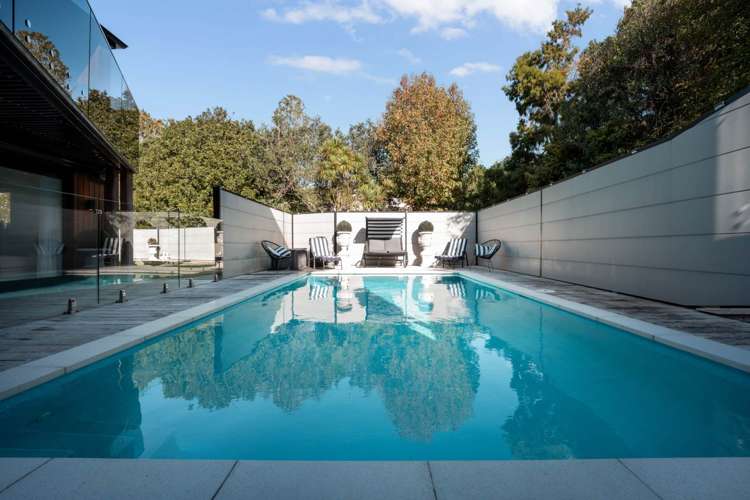 7 Hartles Place Mellons Bay_22