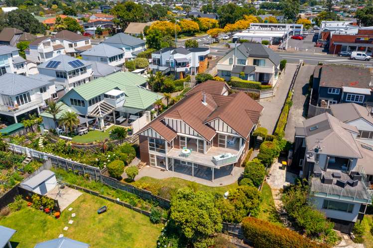 2/40 Cook Street Howick_45