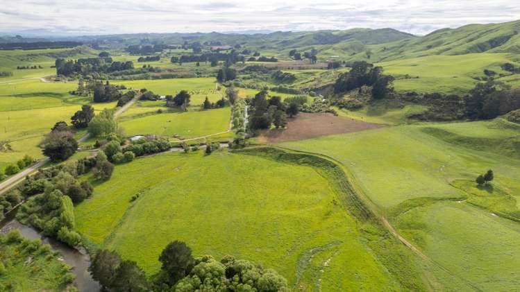 51 Falkner Road Eketahuna_8