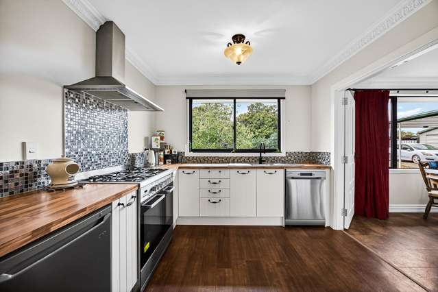 107 Gordon Road Pollok_2