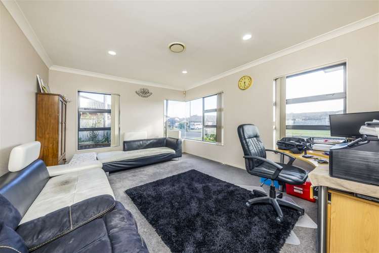 18 Aberdeen Crescent Wattle Downs_9