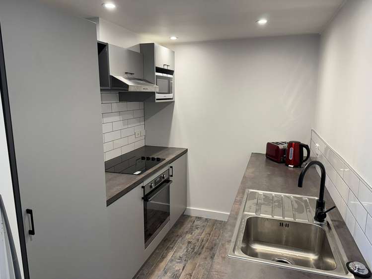 31/8 Leeds Street Te Aro_5