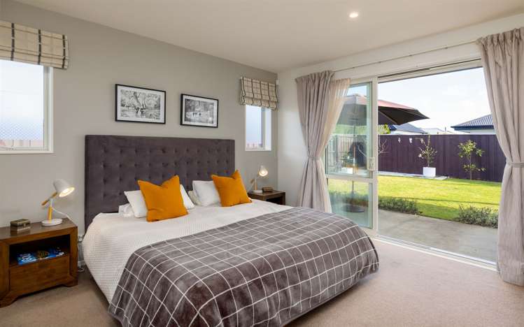 22 Oaks Drive Lincoln_8